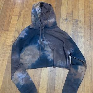 Akira crop tie dye hoodie Size S